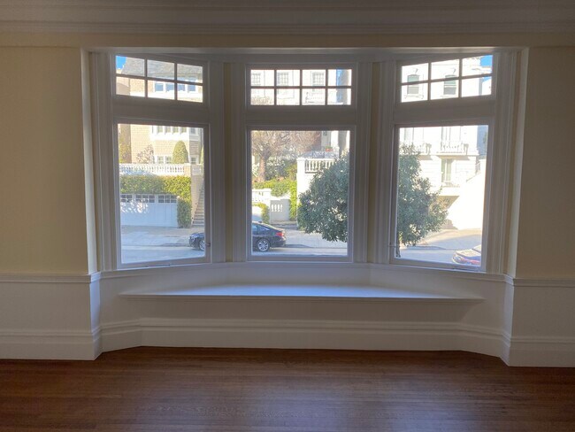 Building Photo - 3661 Clay St
