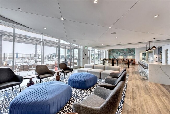 Building Photo - 923 Peachtree St NE