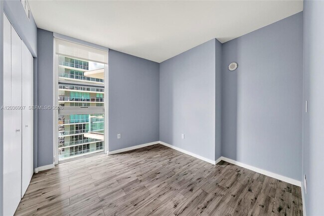 Building Photo - 1100 S Miami Ave