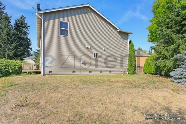 Building Photo - 3626 152nd St SE