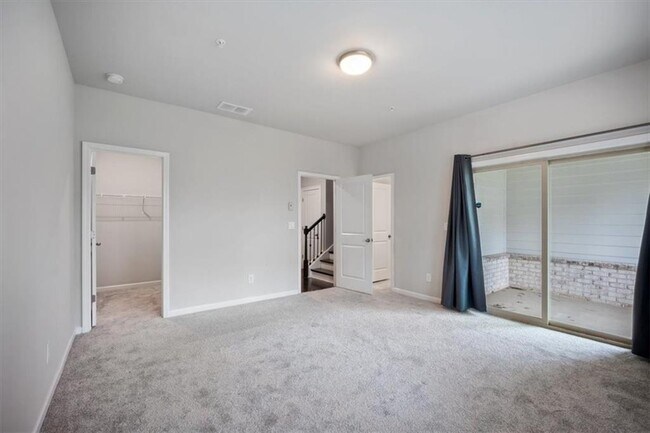 Building Photo - 1505 Slopeside Loop SE
