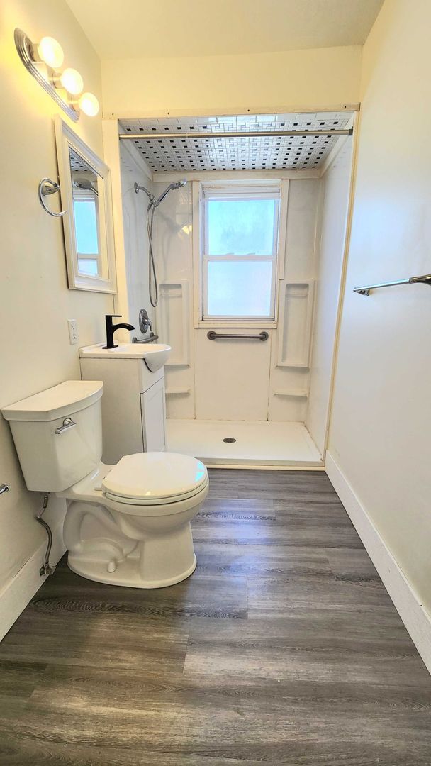 Building Photo - Updated 3BR 1.5 Bath house now available!