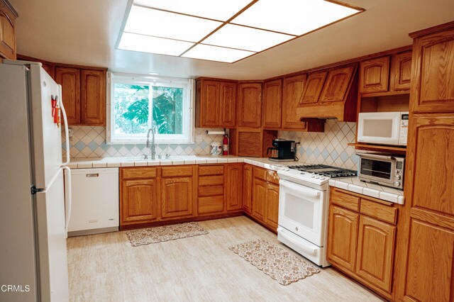 Building Photo - 10872 Kings Rd