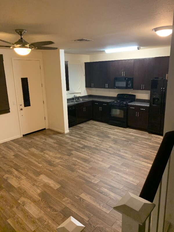 Building Photo - 857 Silicon Ct