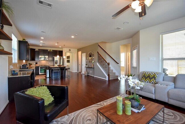Building Photo - 6427 Addlestone Ridge Ln