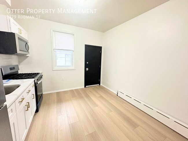 Building Photo - 3BR/1.5BA Lovely Cobbs Creek Home