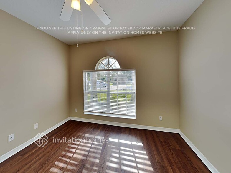 Building Photo - 7178 50th Ave Cir E