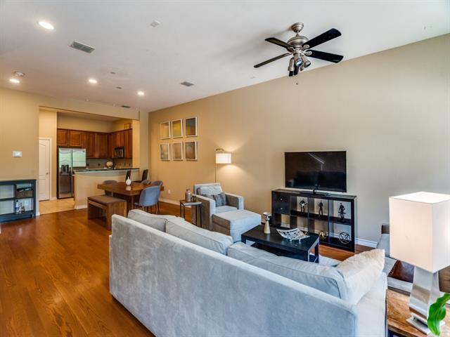 Building Photo - 15711 Spectrum Dr