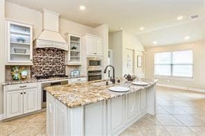 Building Photo - 6122 Garden Lakes Ln