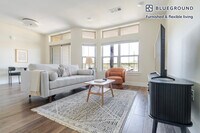 Building Photo - 1501 W Howard Ln