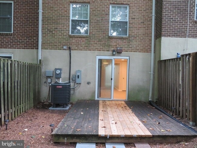 Building Photo - 9150 Lambskin Ln