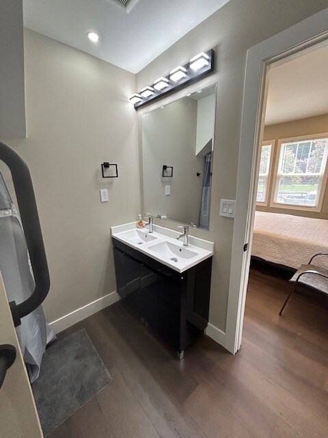 Building Photo - 25 Skyland Dr