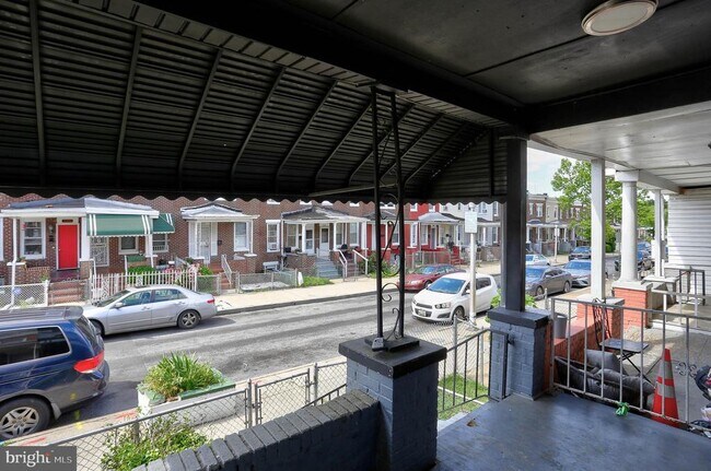 Building Photo - 2506 Lauretta Ave