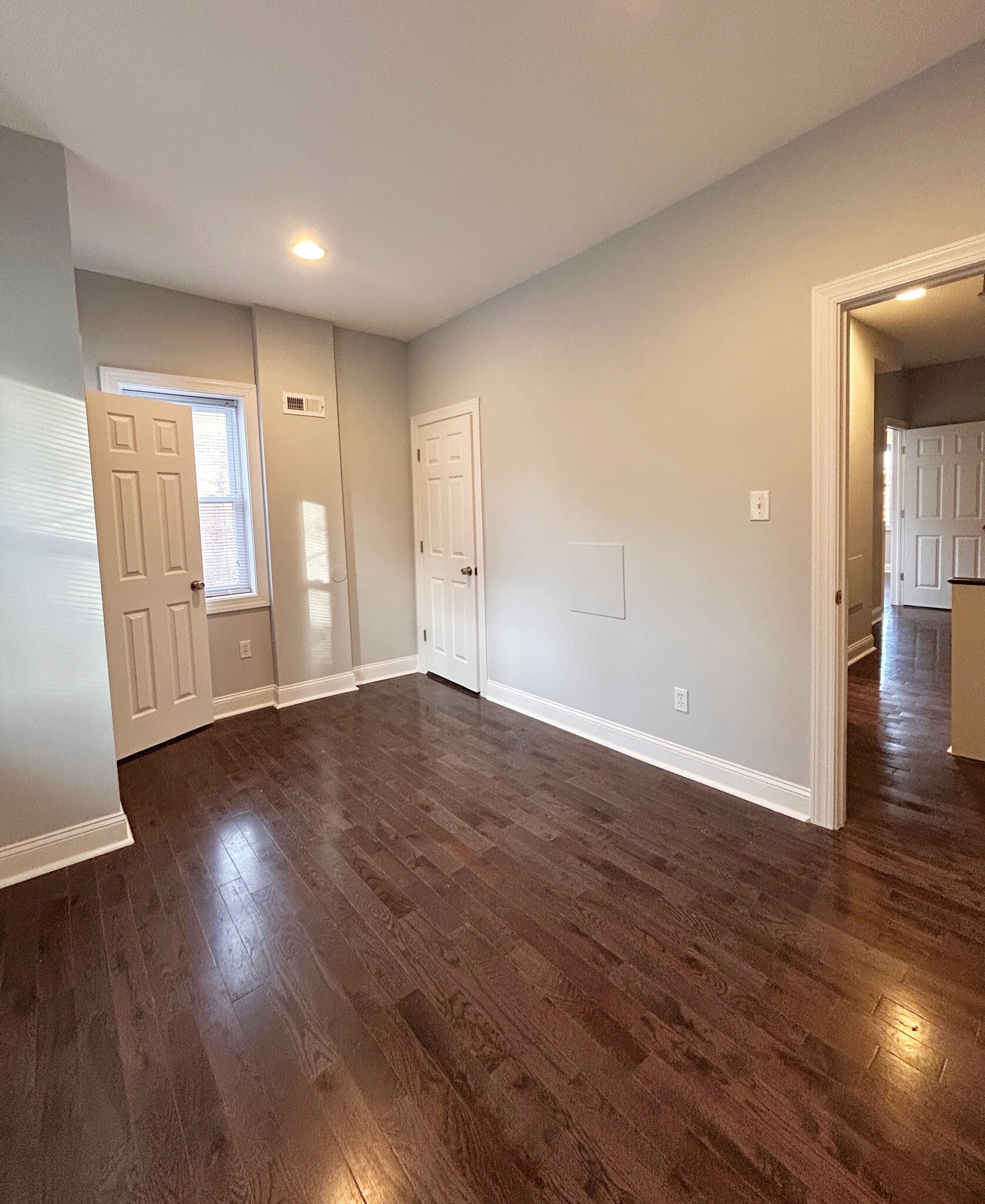 Building Photo - 157 E Duval St