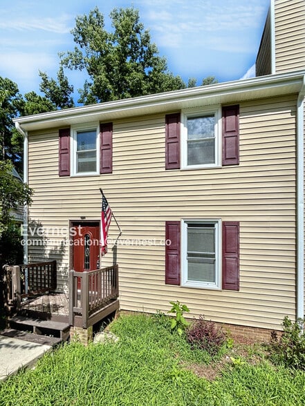 Primary Photo - 5126 Lundy Dr