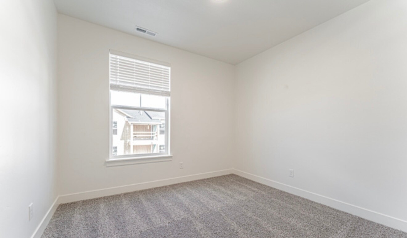 Building Photo - 4718 W Neill Ln