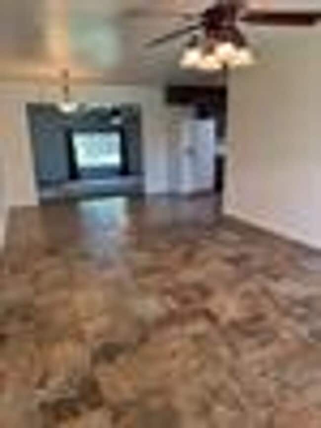 Building Photo - Updated 3/1/1 home in Owasso