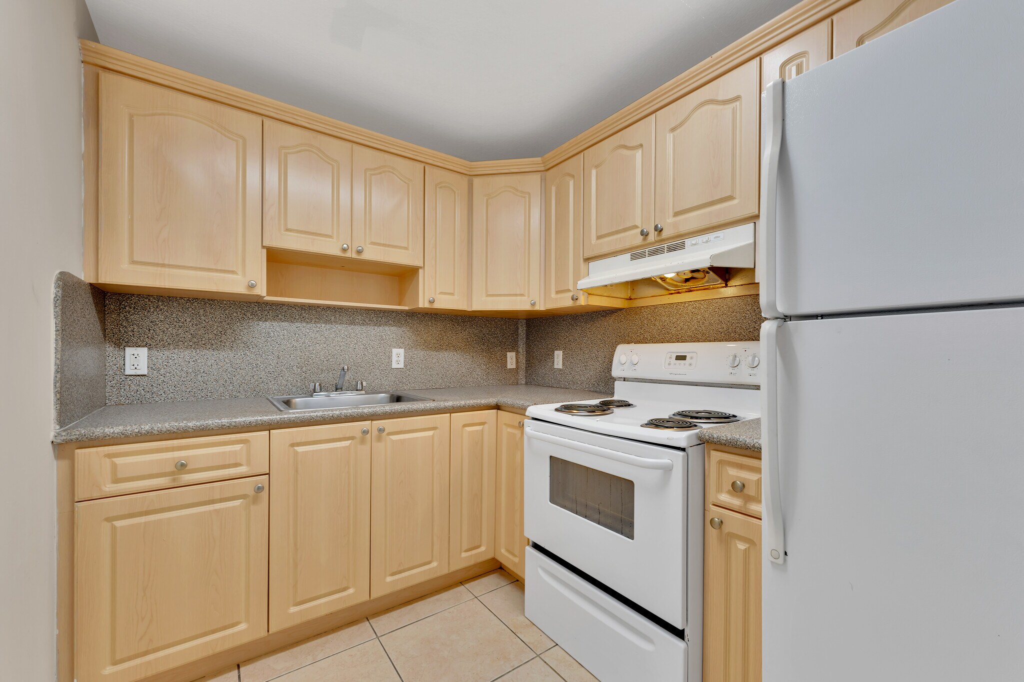 Building Photo - 2185 NW 16th Ter