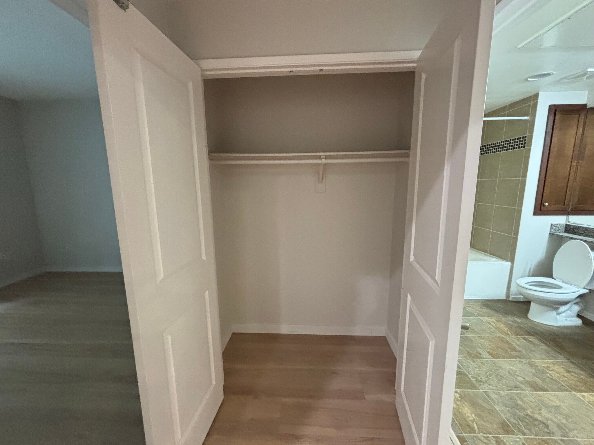 Building Photo - 2168 Scholarship