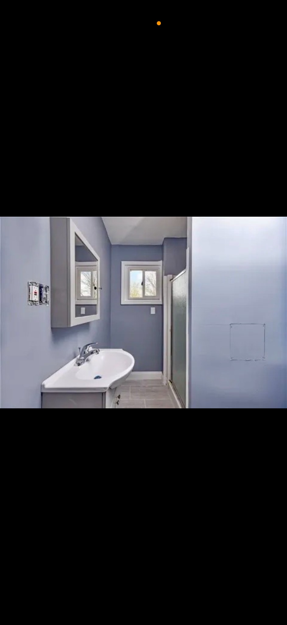 bathroom - 415 Weeden St