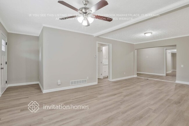 Building Photo - 692 Barnes Dr