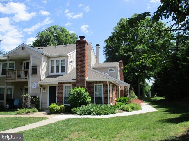 Building Photo - 204 Beacon Hill Dr