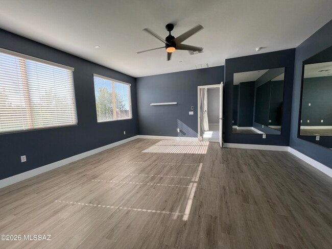 Building Photo - 12252 N Wind Runner Pkwy