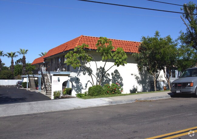 Building Photo - Casa Bonita
