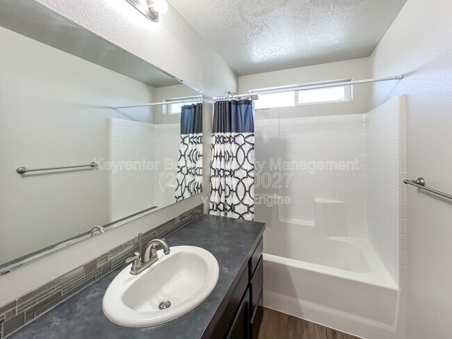 Building Photo - 2474 N Iditarod Way