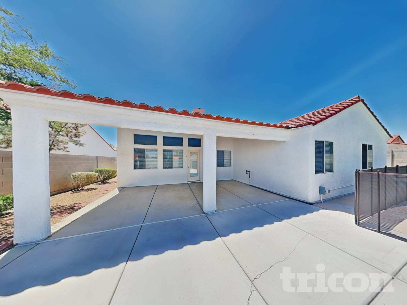 Building Photo - 710 Wolf Lake Ave