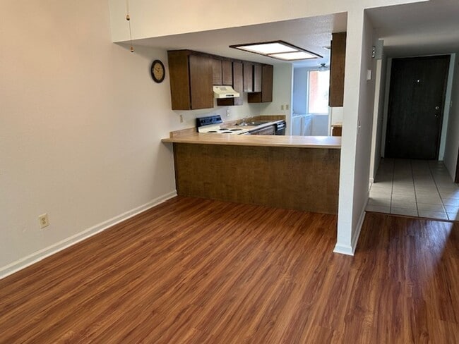 Building Photo - TOWNHOME - VILLAGE OF OAK CREEK - WILD TURKEY