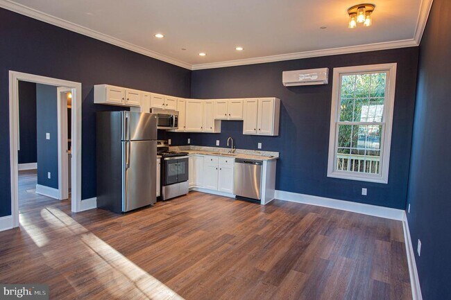 Building Photo - 106 Colonial Ct