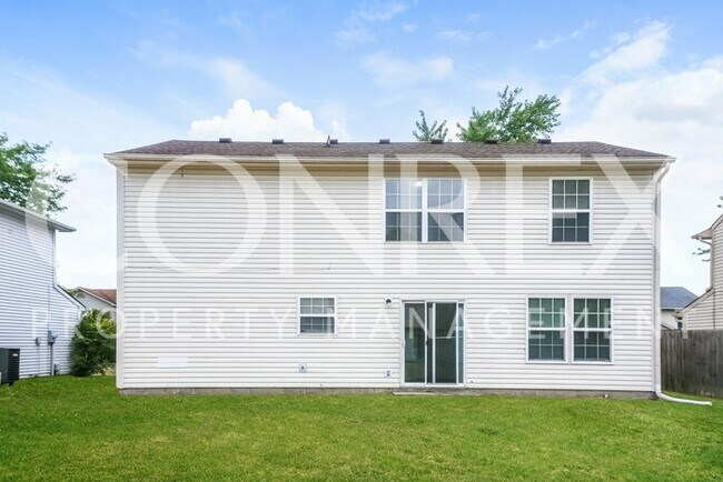 Building Photo - Tons of Space & Double car Garage!