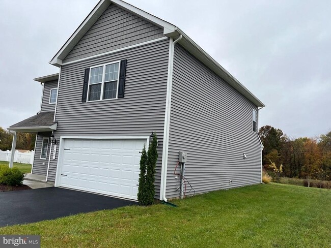 Building Photo - 104 Rappahannock Run