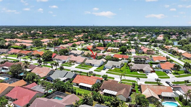 Building Photo - 9654 Sun Pointe Dr