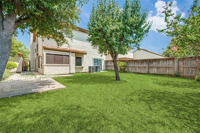 Building Photo - 607 Mission Cir