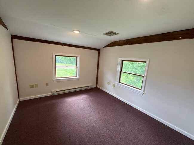 Building Photo - Updated 2BR Apartment | Electric Included | Easy Route 16 Commute