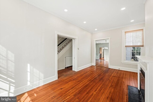 Building Photo - 509 Duke St