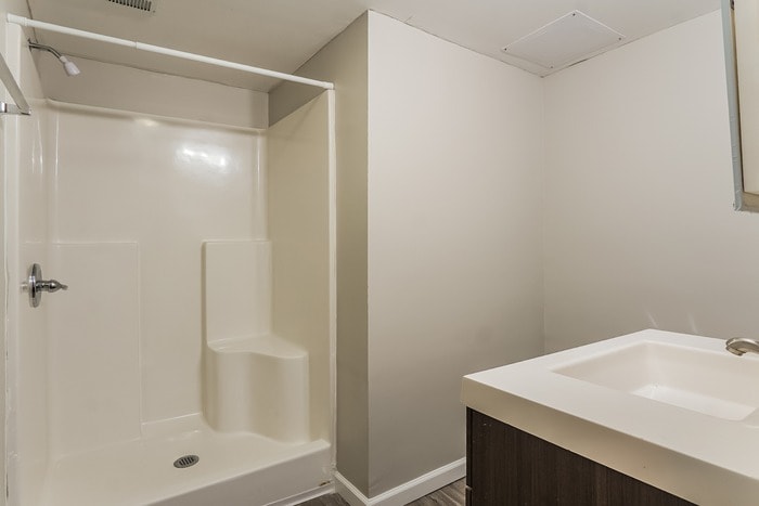 Building Photo - 924 Green Forest Dr