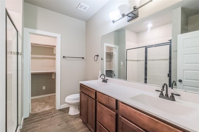 Building Photo - 117 Wickersham