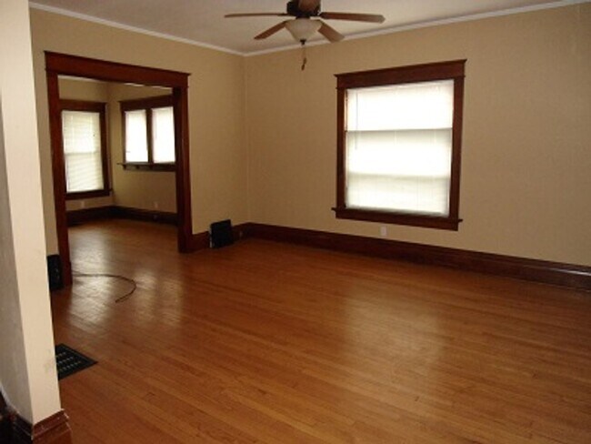 Building Photo - 1549 Bever Ave SE