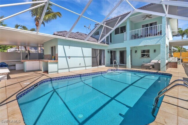 Primary Photo - 1145 Jardin Dr