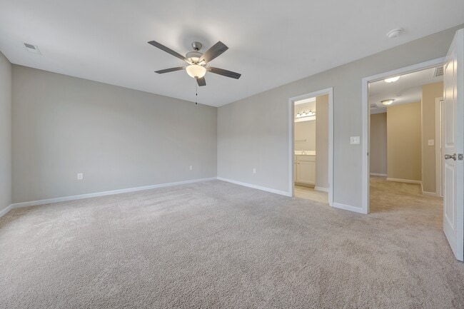 Building Photo - Kensington Townhomes