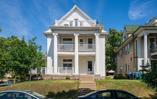 Building Photo - 2501 Garfield Ave