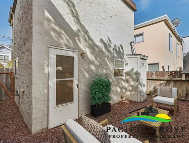 Building Photo - Cozy Coastal Retreat with Ocean Glimpses in Pacific Grove