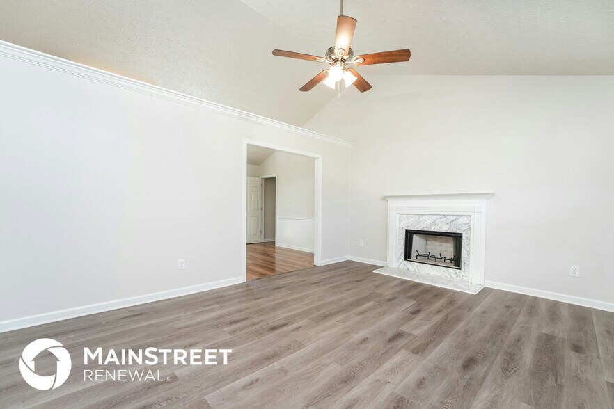 Building Photo - 40 Oak Hill Dr
