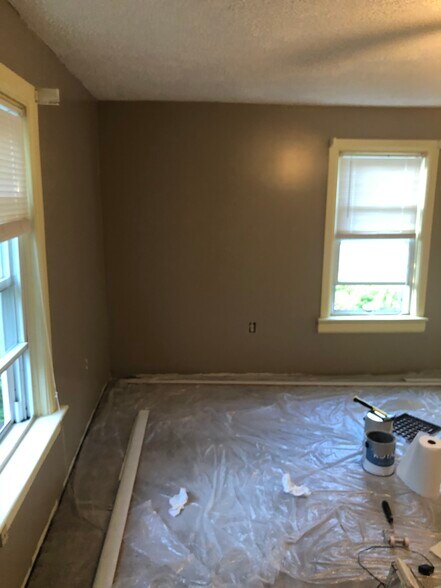 Color of both bedrooms - 956 Bedford St