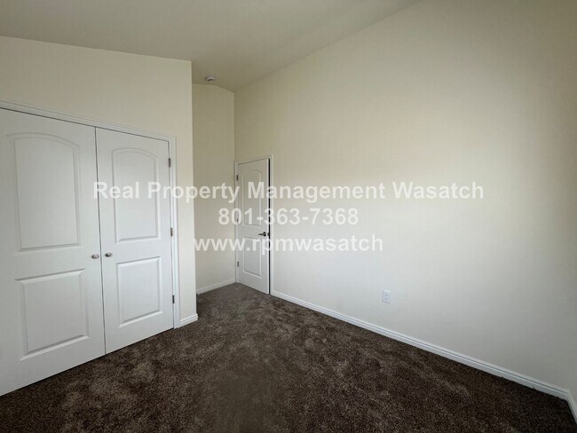 Building Photo - 13582 Cantania Way