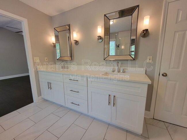 Building Photo - 110 Anclote Ct