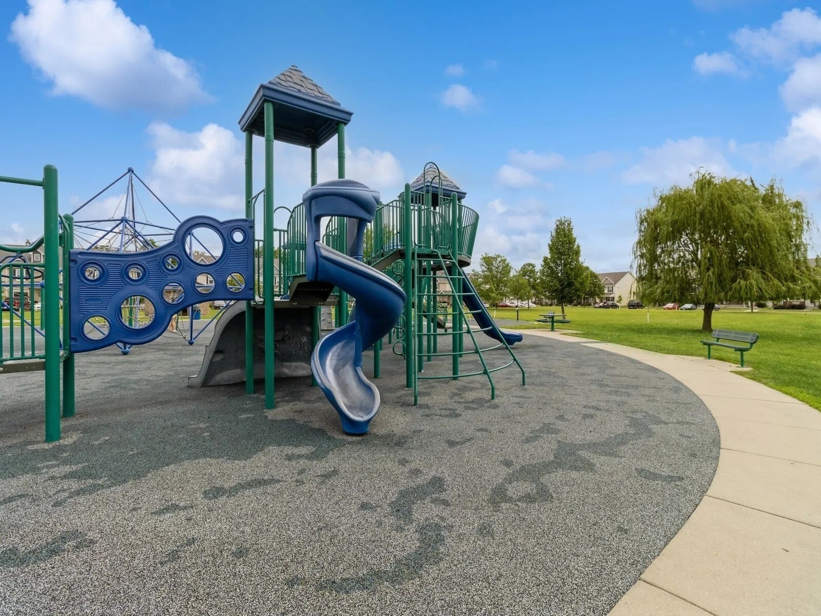 Building Photo - 620 Nantucket Pl